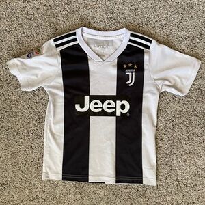 Boys Size 8 Adidas Juventus jersey with signature